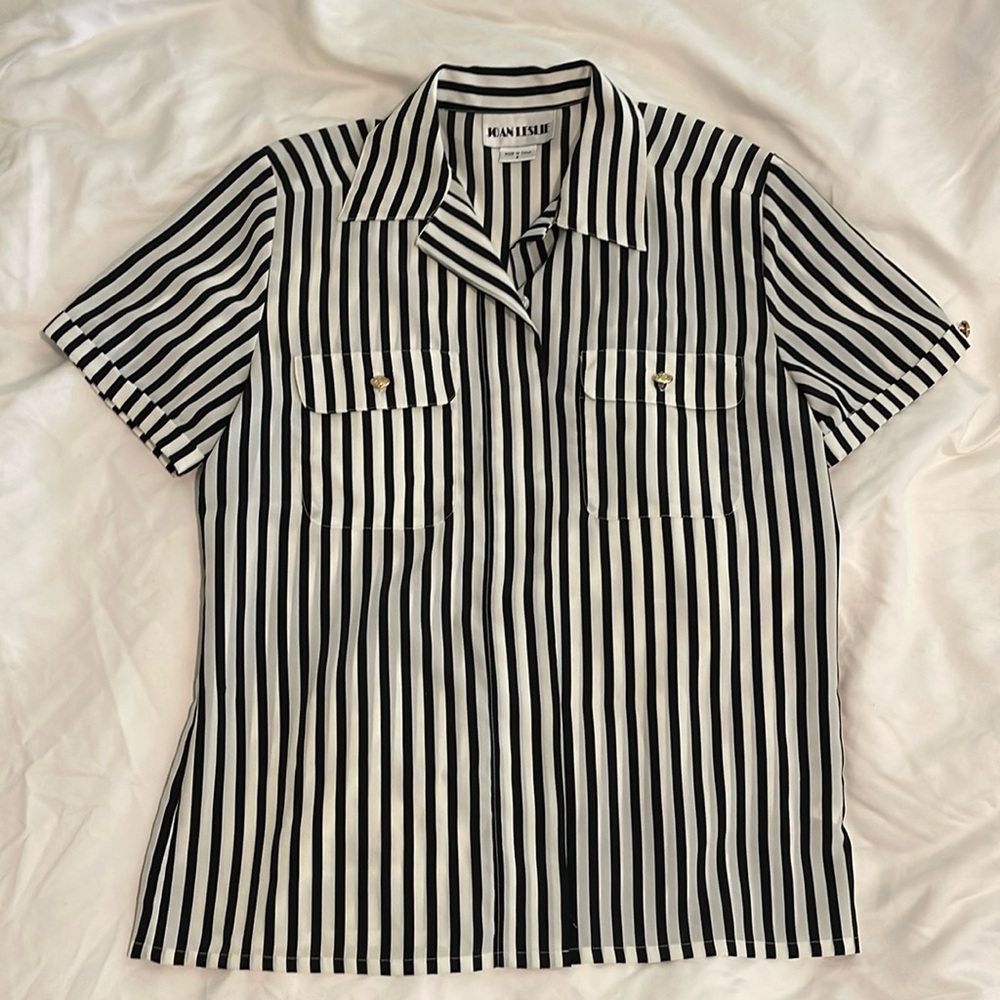 Vintage short sleeve Joan Leslie button down size 8